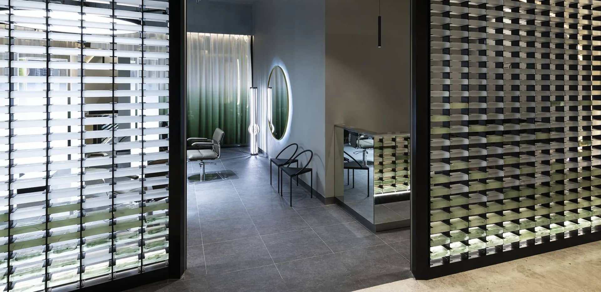 ÉCLAT Salon Storefront
